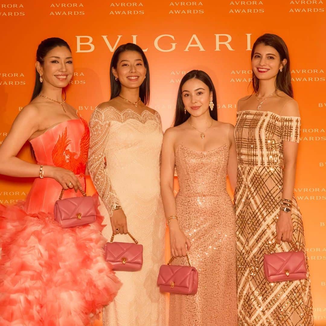 エレナ・アレジ・後藤さんのインスタグラム写真 - (エレナ・アレジ・後藤Instagram)「grazie mille @bulgari  congratulations on another beautiful #AvroraAwards evening 🤍」12月15日 22時55分 - alesihelena