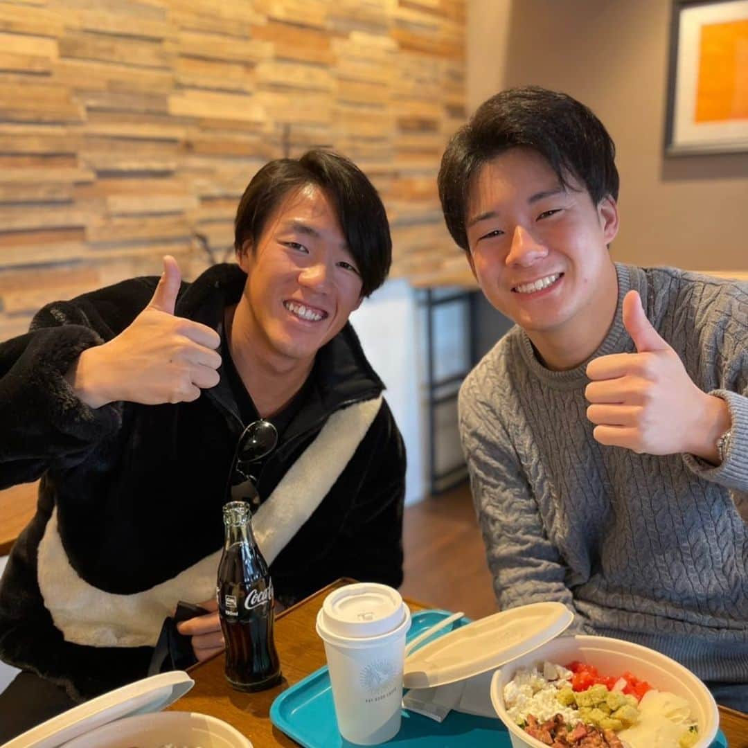 のインスタグラム：「- プライベートな楽しい時間を過ごしてきました☕️ お互い刺激し合って頑張っていきます🏎⚾️ - - #川合孝汰 #saitamatoyopet #saitamatoyopetgreenbrave #patgoodcaffe南行徳店」