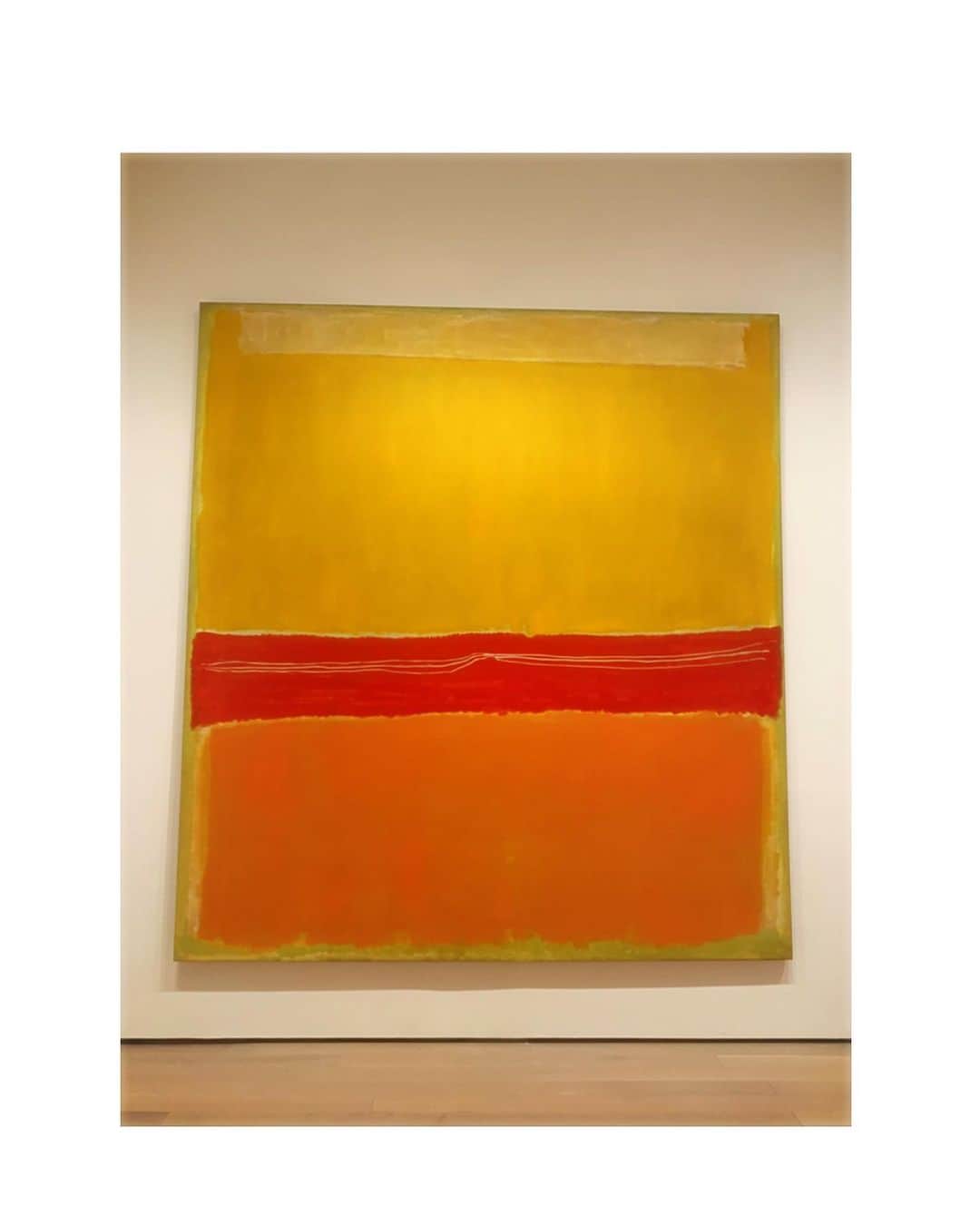 吉岡里帆さんのインスタグラム写真 - (吉岡里帆Instagram)「ロスコ  ちょっと大きめのカードを額に入れたら可愛くなった。 これは美術館土産に良い…  #MOMA #ニューヨーク  《絵は撮影許可の下りている作品です》」12月16日 13時12分 - riho_yoshioka