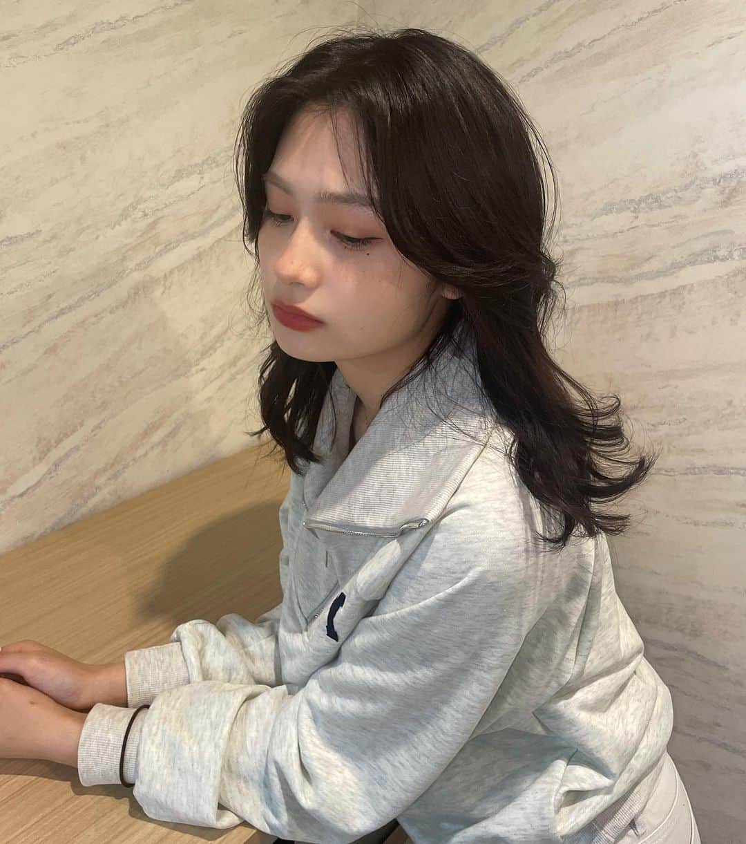 椎名亜美さんのインスタグラム写真 - (椎名亜美Instagram)「いつもの私と違う点はどこでしょう！ @holidayandholiday_official」12月16日 18時36分 - ami.co.jp0106