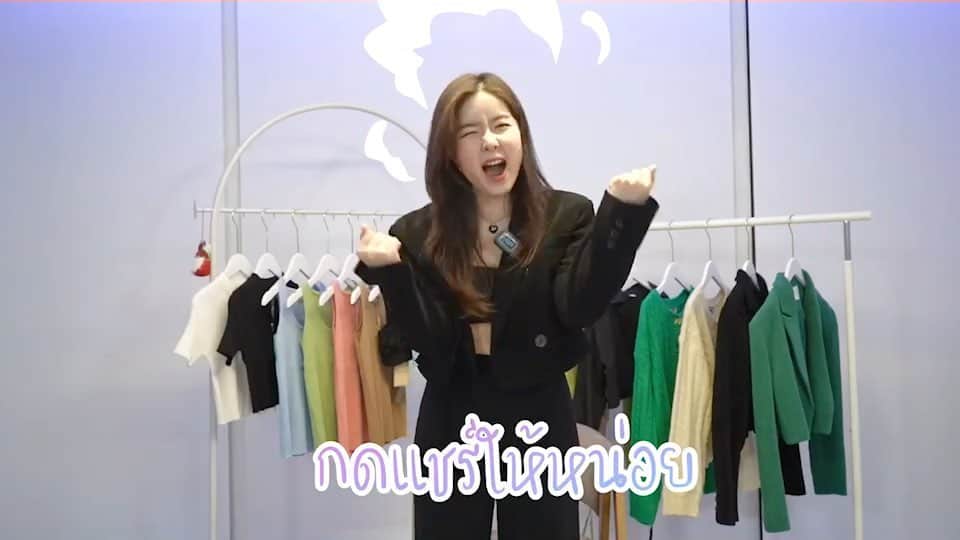 GYEON SEOのインスタグラム：「_* ไลฟครั้งแรกก็จะประมาณนี้ 🤪 . . วันนี้จะวุ่นวายแค่ไหน 2ทุ่ม เจอกันที่เดิมน๊าาาาาา 🙌🏻 FB Fanpage DASA.BKK @dasa.bkk」