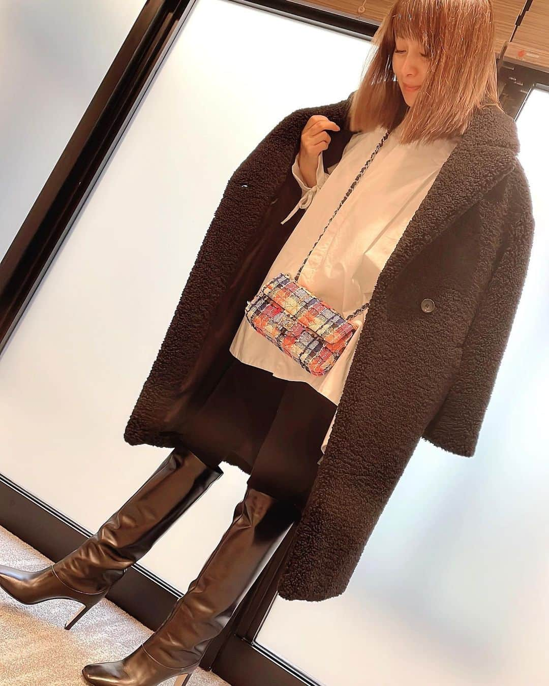 渡辺美奈代さんのインスタグラム写真 - (渡辺美奈代Instagram)「昨日の私服  #私服 #ZARA #minayo select #ジミーチュウ #ロングブーツ #CHANEL」12月17日 9時17分 - watanabe_minayo