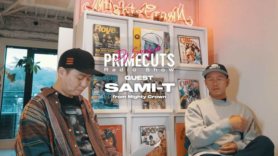 DJ SOULJAHのインスタグラム：「いよいよマイティークラウン特集 ラストを飾るのわ @samicrown_lens 登場です🧘🏽 💭   #repost @primecutsjp   DJ SOULJAH “PRIMECUTS” Radio Show  [日時] 2021.12.18 土曜 12:00-12:50pm [放送] JOY FM 宮崎 : 番組公式Spotifyアカウント 詳しくは... ➡️ www.PrimeCuts.jp ⬅️ まで  👑 @samicrown_lens  🔊 @mightycrown  🏢 @mightycrown_entertainment  🐯 @nrl_julian  ⛴ @fareastreggaecruise  👕 @yaoya_miyazaki  🧢 @newerajapan  🥩 @primecutsjp  🧑‍💻 @dju_ya  👨🏻‍💻 @gemba_jp  🎥 @dj_1_2  📝 @mine_stacks  📸 @styler86   今月はMIGHTY CROWN活動30周年を記念して 3週連続 各メンバーに出演 頂きます🎊  記念すべき第3回目のラスト ゲストは Mighty Crownのセレクター&マルチプレーヤー @samicrown_lens fr @mightycrown さん登場です🌴  ㊗️結成30周年の中で印象深い出来事や活動 集大成 @fareastreggaecruise のお話 パーソナルな話題迄  宮崎にも縁の深いご本人から貴重なお話が盛り沢山⛴💨  そして Guest Mixも披露して頂けるという豪華内容✊🏽Classicsレゲエ+ MIGHTY CROWN’s DUB PLATEの数々をPRIMECUTS Exclusiveでお届け頂きます🐳💨  是非リアルタイム Radikoなどでお聴きください📻⚡️  リクエスト 登録 サポートなどお願い致します‼️  #djsouljah #primecuts #joyfm #miyazaki #Radiko #mightycrown #SamiT #fareastreggaecruise #tikitikitour #reggae #yokohama #japan」