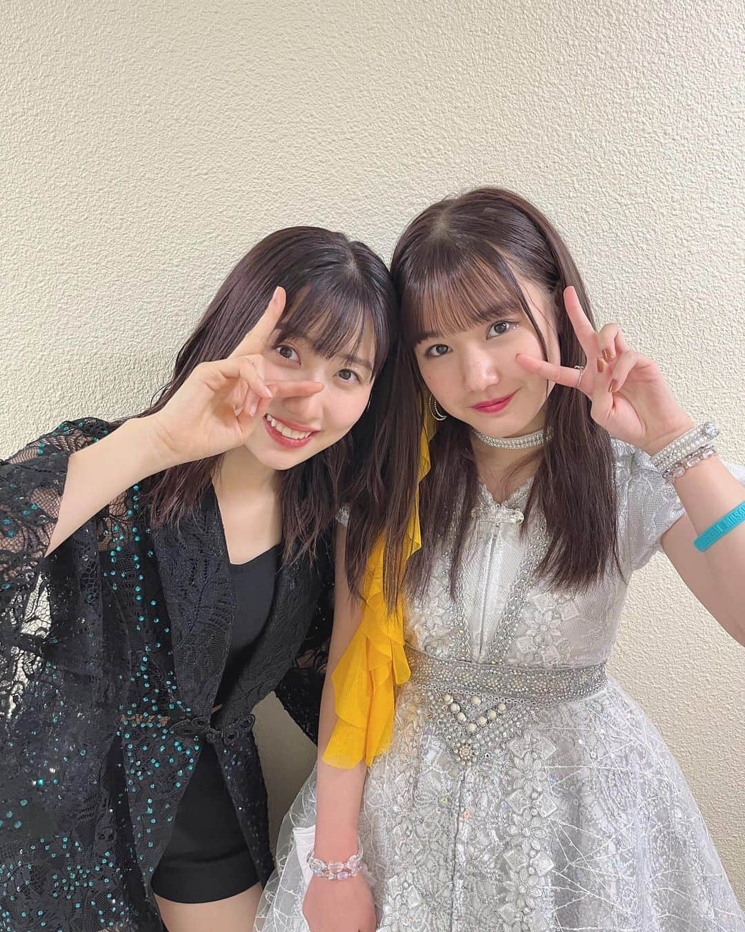 横山玲奈さんのインスタグラム写真 - (横山玲奈Instagram)「🌻 . ライブ終わりのまーよこも！ . . #helloproject #morningmusume21 #佐藤優樹 さん #思い出pic #横山玲奈」12月17日 20時32分 - reina_yokoyama.official