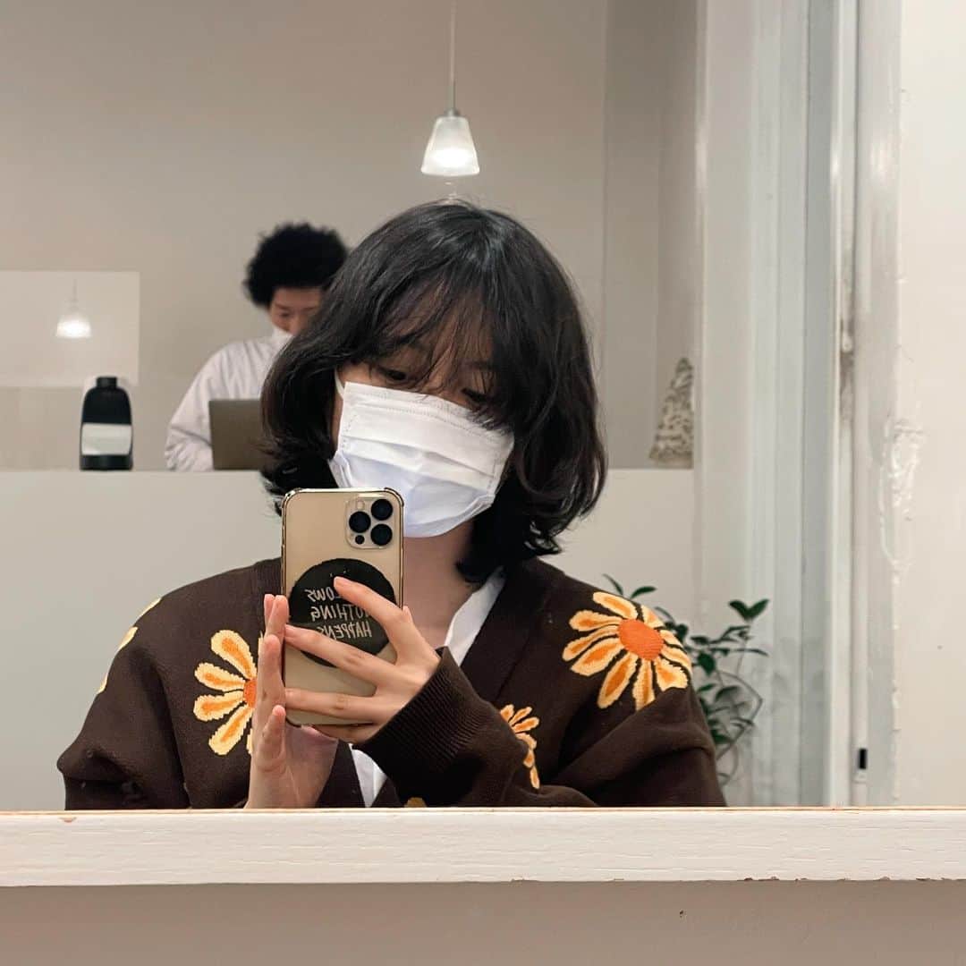 岡奈なな子（おかなちゃん）のインスタグラム：「髪切る前」