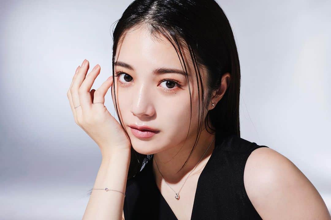 浪花ほのかのインスタグラム：「今年もシアーズさんのイメージモデルをさせて頂きました♡♡ クリスマスプレゼントなどもチェックしてみてね😍😍😍」