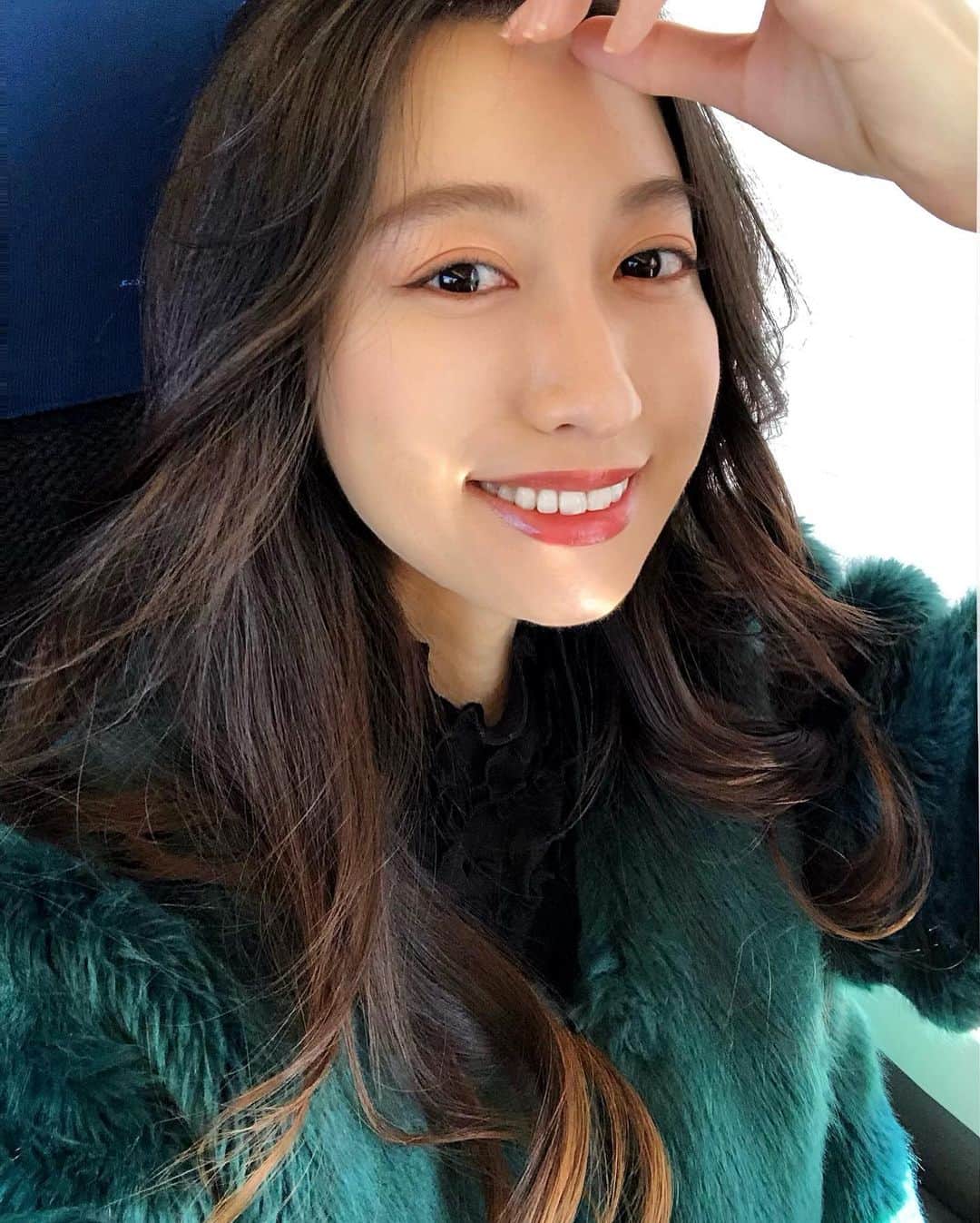 戸高彩菜のインスタグラム：「🥝🧤🪴🧃💤 . . . . .」