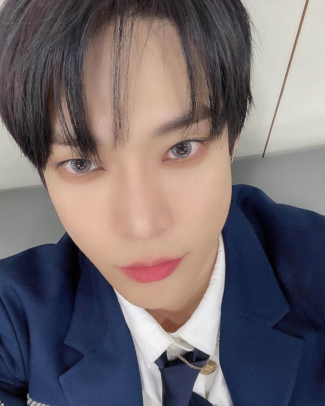 NCTさんのインスタグラム写真 - (NCTInstagram)「제똥이와 함께하는 유니버스는 즐거워.  ‘Universe’ with JENO is fun!  #DOYOUNG #NCTU #Universe  #NCT #NCT_Universe」12月17日 23時34分 - nct