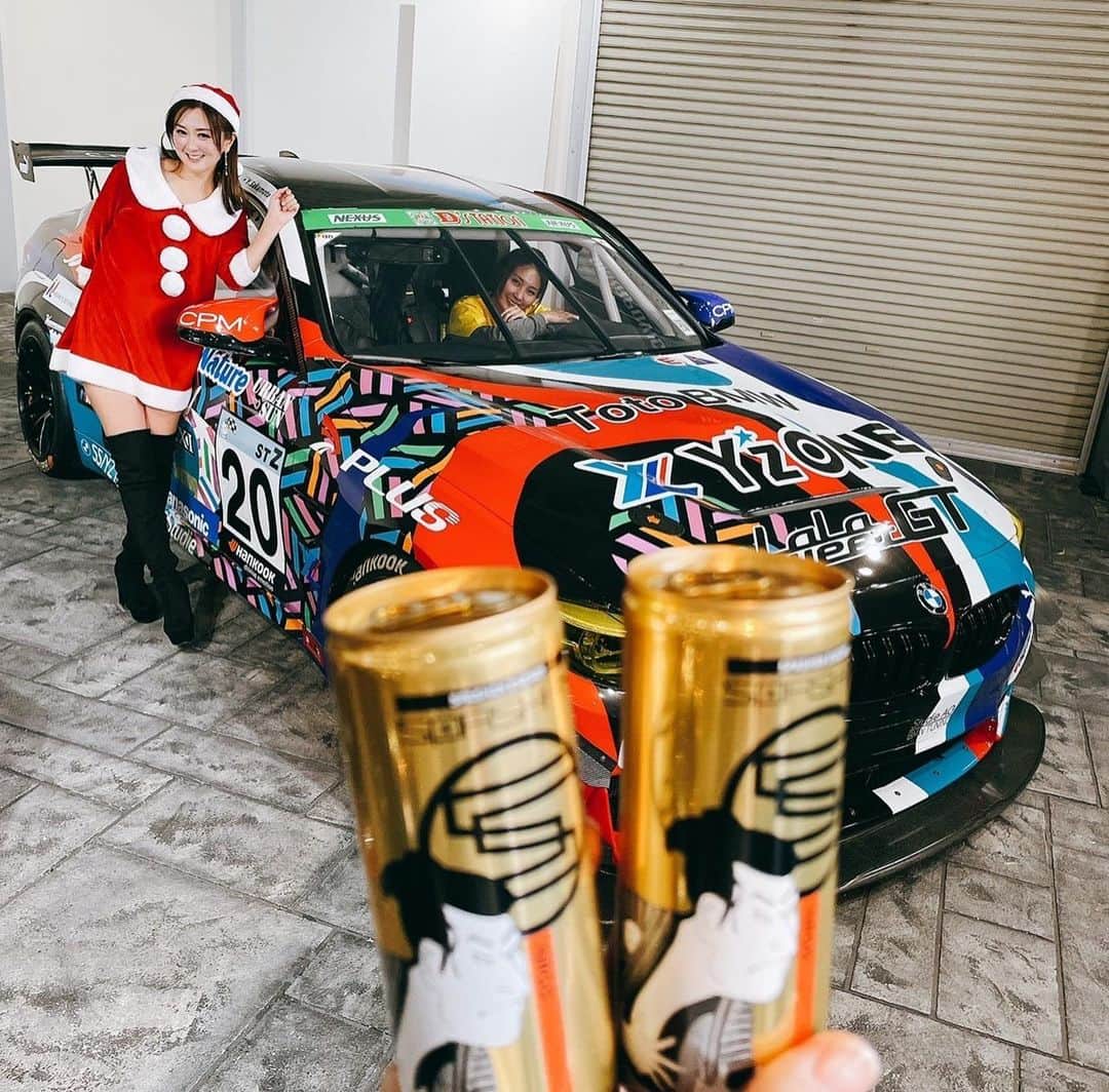 岩田亜矢那さんのインスタグラム写真 - (岩田亜矢那Instagram)「Y'zOne イブイブ…クリスマスイベント開催🎄 沢山の方に遊びに来て頂きました💓💓💓  本当にありがとうございました♥️ スパシャンデビューしてもらった方も何人もいらっしゃいました🙋‍♀️  これから、LaLasweetとスパ活楽しみましょう💓  明日は、いよいよセントラルサーキットで Lalasweet GT86の新しいデザインに生まれ変わってラジチャレ最終戦に挑みます😌  サポーターの皆様のロゴも入り 思いを込めて走ります🙋‍♀️  10時前後からのフリーになります、 みんな明日は寒いから暖かかい格好できてね🙋‍♀️」12月18日 21時22分 - ayana1113