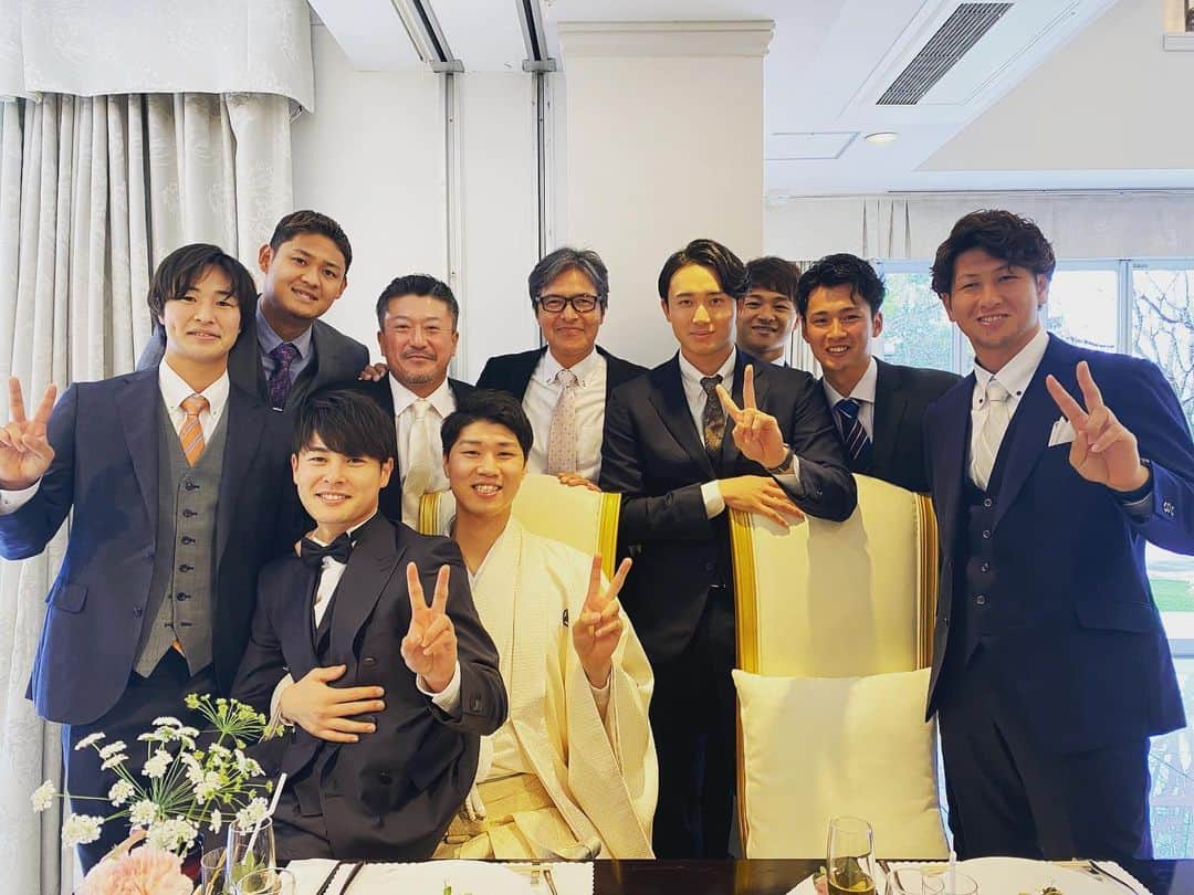 のインスタグラム：「結婚おめでとう㊗️㊗️ @shin_1828」