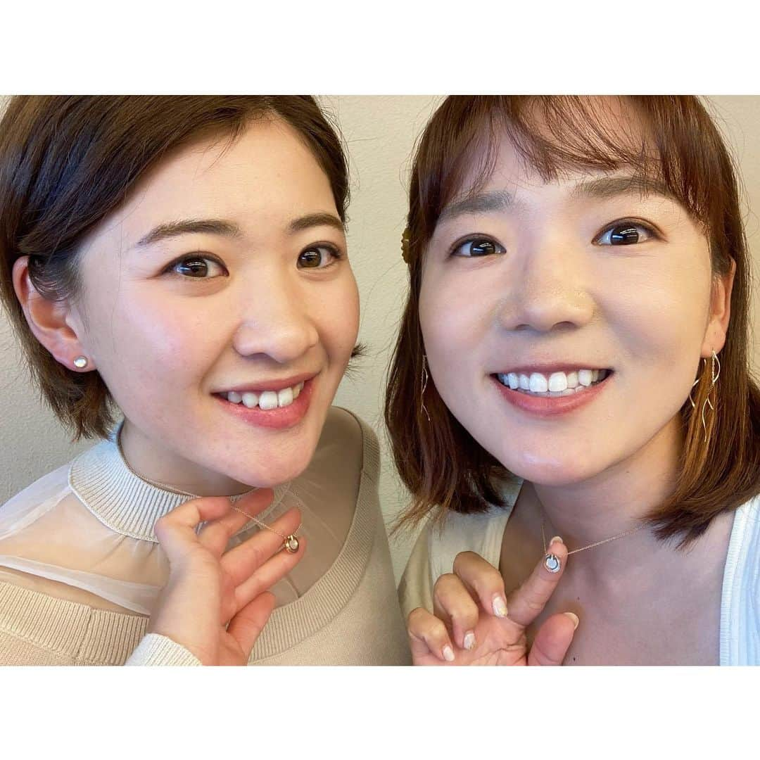 有村智恵さんのインスタグラム写真 - (有村智恵Instagram)「最近のお仕事の時のお写真たちwith @kana._.0616 @asuka_____official @eimango 🥰⛳️  私服は @stylings_official のセットアップ😍 ２枚目は花奈ちゃんとTiffanyのネックレスおそろでした😁  ようやく　@newbalancegolf_japan の冬ウェアが着ることができてすごく楽しいです🥰今年の冬服も可愛くて😍選ぶのが楽しい😁」12月18日 16時56分 - chiearimura