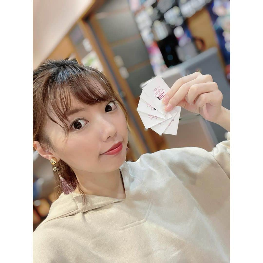 加藤里奈（カトリーナ）さんのインスタグラム写真 - (加藤里奈（カトリーナ）Instagram)「明日12月19日(日)13:00〜は…！ CBCラジオ 「カトリーナの全部全力！全力感謝祭」 を日頃の感謝を込めて2時間生放送でお送りします✨  ゲストはBE:FIRSTのRYOKIさん、SHUNTOさん、RYUHEIさん🎤  プレゼントは、私が持っている番組特製シールを メールを読ませて頂いた方、全員に🥰 ラストはお名前だけを高速で呼びまくる予定🔥  また、誕生日おめでとうコーナーは、 お休みです😭🙏今週お誕生日の方すみません😭😭 来週の通常放送で2週分行います🎂  ぜひ沢山のお便りお待ちしております📨  メールはこちらから👇 https://hicbc.com/radio/katorina/  ‪#CBCラジオ #ラジオ #カトリーナの全部全力 ‬#radiko #ラジオパーソナリティー #radio #ラジオ好きな人と繋がりたい #ラジオ好き #みきママのゆるメシ #みきママ #時短レシピ #ラジオ番組 #ラジオのある暮らし #シール #クリスマス #xmas #christmas #クリスマスプレゼント #全力感謝祭 #シール集め #シール沼 #ステッカー #プレゼント #プレゼント企画 #プレゼント企画実施中 #プレゼント企画開催中 #プレゼントキャンペーン #プレゼントキャンペーン実施中 #生放送 #BE FIRST」12月18日 19時33分 - rinakatoktriiina