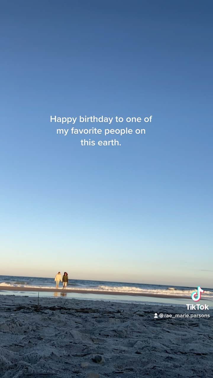 レイチェル・パーソンズのインスタグラム：「This is truly one of my favorite memories here. Happy birthday @etoilegelman ❤️」