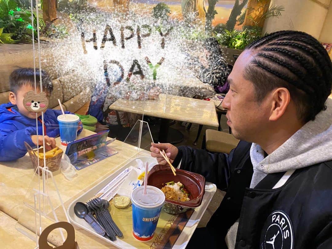 相沢紗世のインスタグラム：「またまたUSJへ😆 #月一usj#年パスさまさま#来月も行くよ笑」