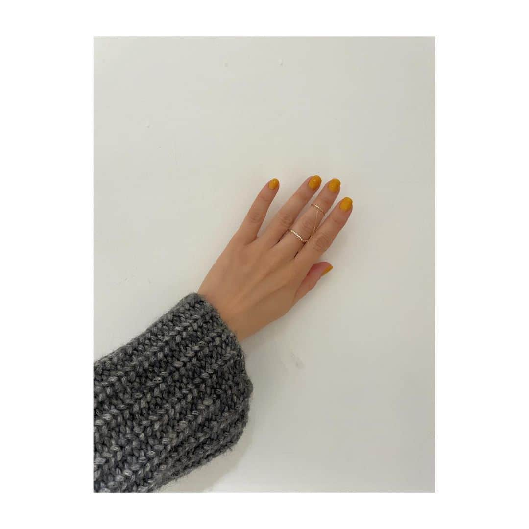 辺見えみりさんのインスタグラム写真 - (辺見えみりInstagram)「yellow nail」12月19日 9時14分 - emiri_hemmi