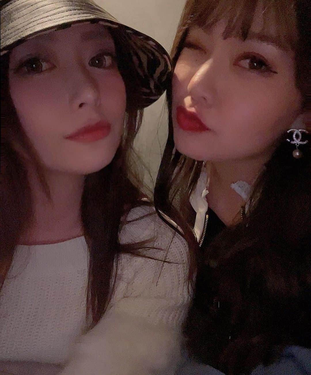 桜井あゆのインスタグラム：「歌舞伎町でプチ忘年会。 あと3件ぐらい周りたかったけど あたしの体力が持たんかった😇」