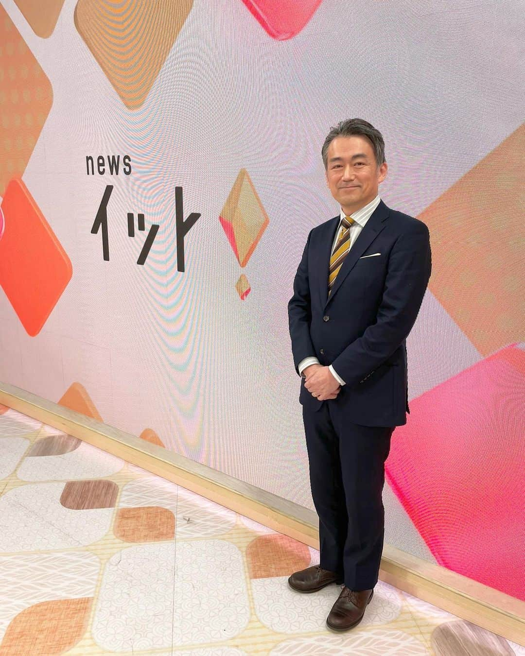 フジテレビ「プライムニュース イブニング」さんのインスタグラム写真 - (フジテレビ「プライムニュース イブニング」Instagram)「今夜は満月です！ お住まいの地域で、もし雲が出ていなければ…きれいな満月が楽しめそうです。  イット！ウィークエンドの放送も、年内のこり２回です。 あっという間ですね。  内田嶺衣奈 #TONAL @tonal_official  佐久間みなみ #REDYAZEL @redyazel  #お世話や @osewaya_official  #内田嶺衣奈 @reina.uchida #奥寺健 @fujitv_announcer #永尾亜子 @ako_nagao #佐久間みなみ @sakuma_minami #フジテレビ #アナウンサー #ニュース」12月19日 18時18分 - livenews_it