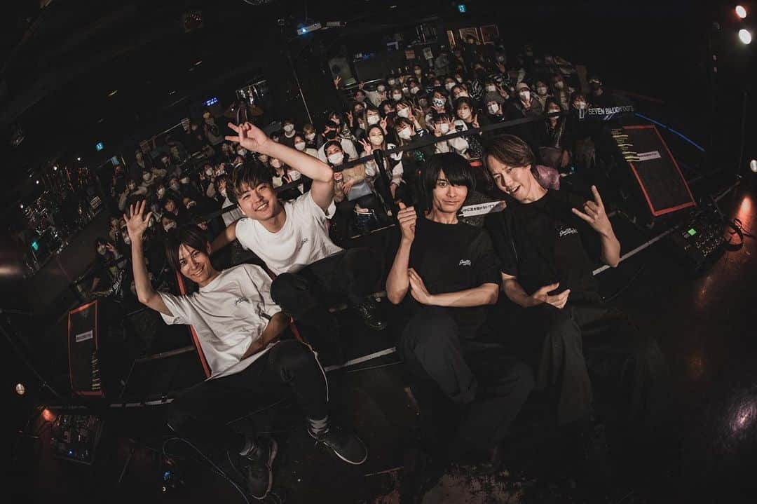 Seven Billion Dotsのインスタグラム：「🌍THANK YOU🌍  Seven Billion Dots  「1st One Man LIVE 」 at Shibuya eggman   Thank you SOLD OUT!!  記念すべき初ワンマンご来場頂きありがとうございました！  デビュー3年目もよろしくお願いします！  photo by @xokadaix   #sevenbilliondots  #セブド」