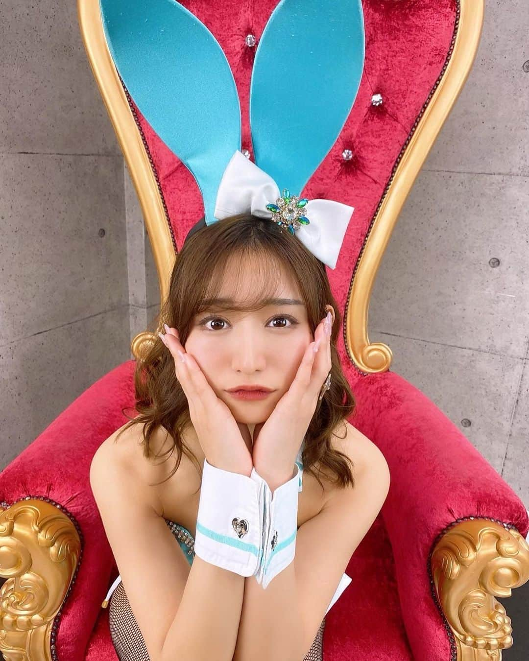 星奈あいさんのインスタグラム写真 - (星奈あいInstagram)「撮影会ありがとうございました✨ . 団体撮影会はじめてでポーズもお話も 中途半端でわたわたしてたけど 優しいファンの皆様がにこにこしながら フォローしてくれたので 楽しく撮影して貰えたよ💗💗 団体撮影会ってあれで良かったの…？ 未だに正解がわかってない🥺笑 . 3部まであったのだけど 1部が水着、2部がバニー、 3部がサンタっぽい？可愛いやつ！で、 衣装がどれも可愛かったから それだけでテンションあがったぁෆ  ̫ ෆ 可愛い衣装は #アトリエダーム さんので 今回はそのコラボ撮影会だった模様👀💗 . ファンの方が送ってくれた写真も オフショットもたくさんあるので 年末年始かけてゆっくり載せてくよん🐑 . 来てくれた方、会えて嬉しかったです💗 来年もイベントやるつもりでいるので 今日これなかった方も 愛に行ってやっても良いぜって方は 会えるうちにたくさん 会いに来てくれたら嬉しいな🥺💫  #星奈あい #セクシー女優 #バンビプロモーション #原宿  #秋葉原 #電気街口 #撮影会 #団体撮影会 #撮影会モデル #撮影会イベント #アトリエダーム #アトリエダームバニー #コスプレ女子 #コスプレ撮影 #バニーガール #バニー #バニーちゃん」12月19日 23時36分 - hoshina_r18