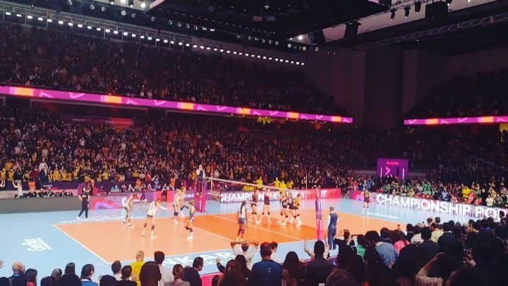 ミア・イエルコフのインスタグラム：「Final point 🔥 Vakifbank-Conegliano 3-2  #fivb #worldclubchampionship」