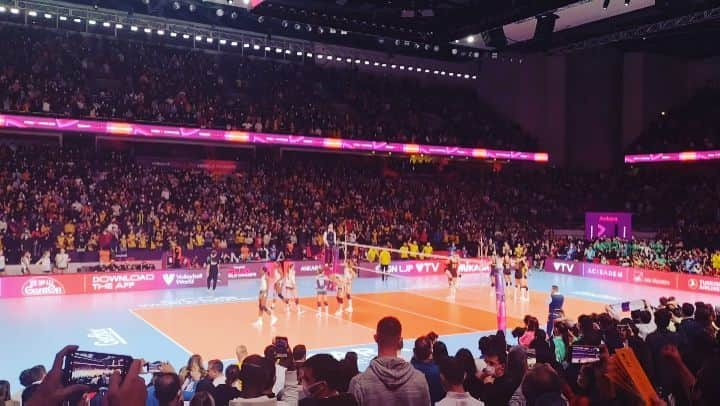 ミア・イエルコフのインスタグラム：「Confirmation 🔥🔥 Vakifbank-Conegliano World champion Vakifbank #fivb #worldclubchampionship」