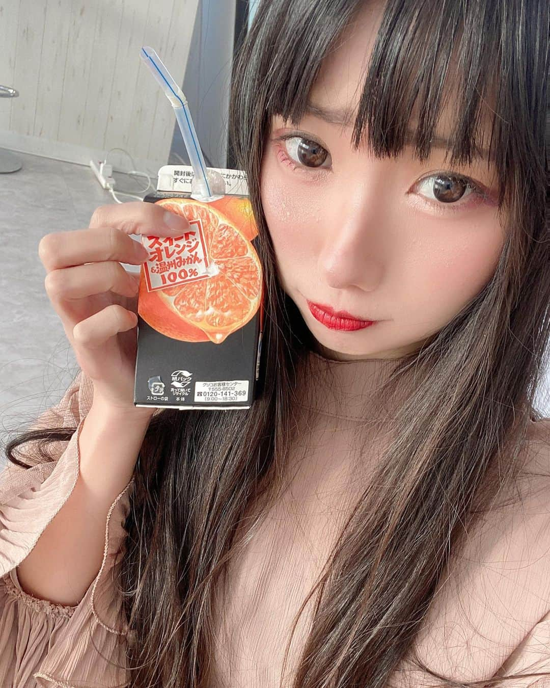 秋元るいさんのインスタグラム写真 - (秋元るいInstagram)「今日のコーデ💛💛💛 茶色系久しぶりな気がする〜！ . #ootd #ootdfashion #ootdstyle #今日のコーデ　#今日のコーディネート #黒髪　#黒髪美女　#japanesegirl #girlsphoto #スカート　#トップス　#茶色コーデ」12月20日 9時08分 - akimoto_rui