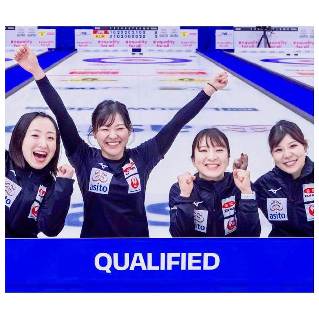 吉田夕梨花のインスタグラム：「. Olympic qualification Event 2021 . . Qualified!!! . . まずは無事に大会を開催してくれた方々、関係者、アイスメーカーの皆様に感謝しています。 また日本中へ私たちがプレーしてる姿を届けてくださった関係者の皆さま、そして何より日頃から私たちをサポートしてくださっているスポンサーの皆さまに感謝しています。 . . どんな時もそばにいてくれる家族、友人と、どんな時も応援し続けてくれるファンのみなさん、そしていつも試合をしてくれたり、カーリング界を盛り上げ、一緒に切磋琢磨してきた日本のカーラーたちに大きな感謝です😊🙏 . . 今は無事に大会を終えれた安堵と、私たちに携わる全ての方への感謝でいっぱいです！ . . 少し休んで、まずは1月のグランドスラムに向けてしっかりと練習に励みます！ . . 本当にありがとうございました😊 . . 最後に琴美ちゃん 12年ぶりのオリンピック出場おめでとう🎉 She has been in the Olympics for the last time in 12years! . . #ロコソラーレ #OQE #レーワルデン #gotobeijing」