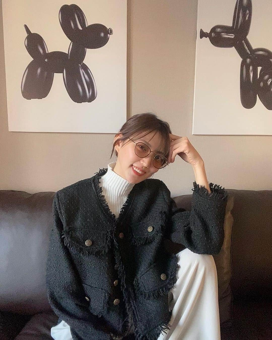 岩﨑名美さんのインスタグラム写真 - (岩﨑名美Instagram)「私服…💭🧸🥀 かわいいジャケットゲットしたのでるんるんで載せてみた👶🏻 形も素材も合わせやすくてすごくお気に入り♡  #ootd  #instafashion  #treonesta #ツイードコーデ」12月20日 16時02分 - nami_iwasaki