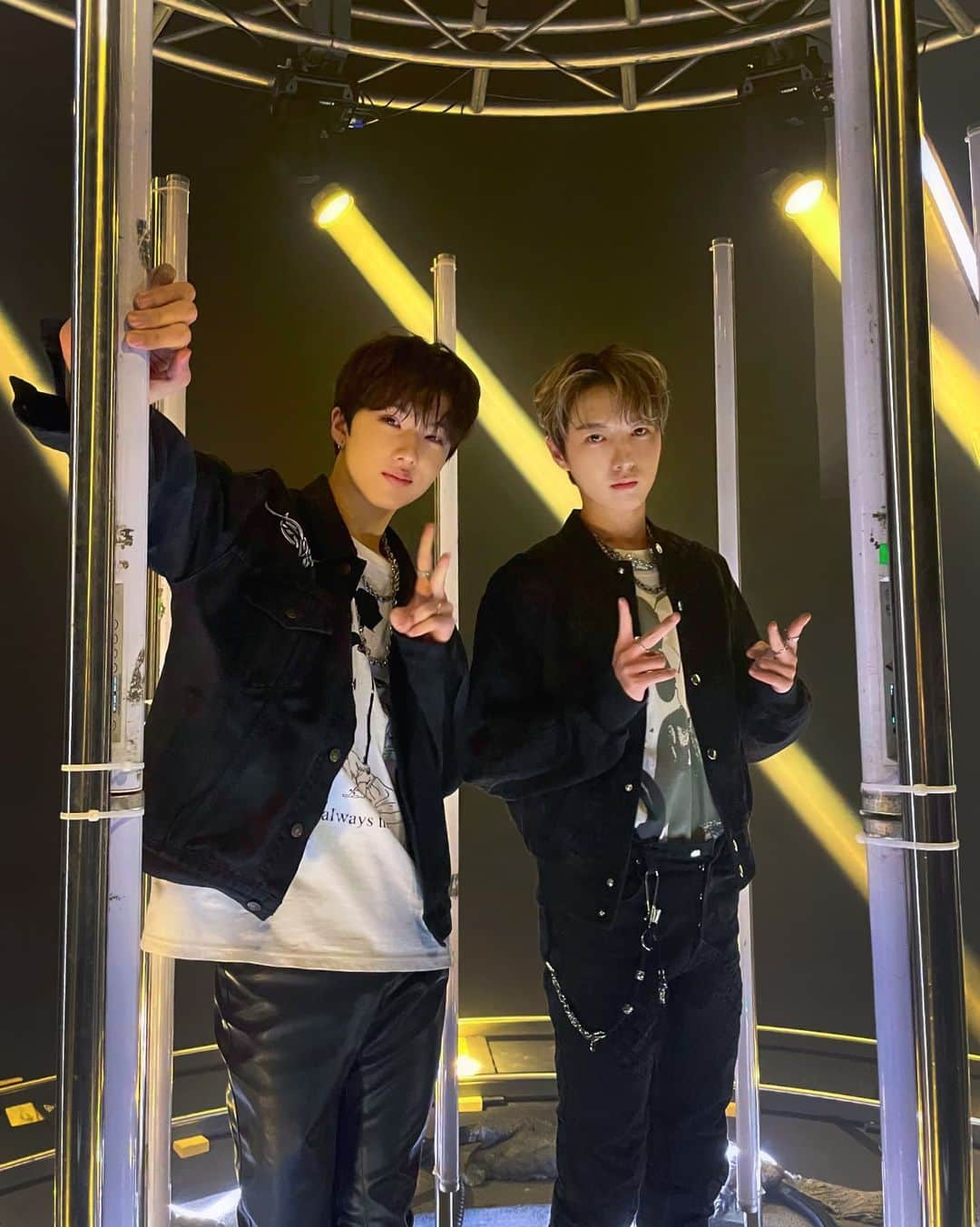 NCT DREAMさんのインスタグラム写真 - (NCT DREAMInstagram)「✌️👉  #JISUNG #RENJUN #Dreaming #NCTDREAM #NCT #Universe」12月20日 17時56分 - nct_dream