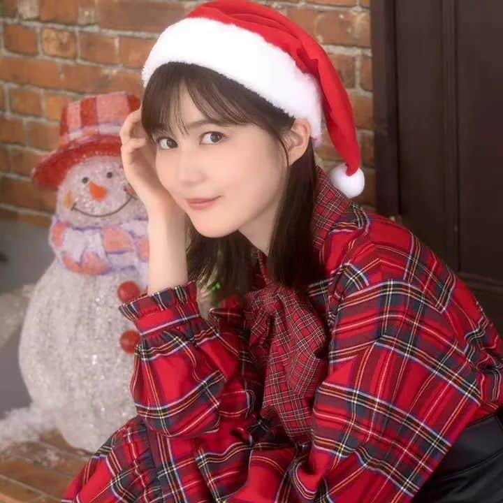 生田絵梨花さんのインスタグラム写真 - (生田絵梨花Instagram)「🎄🎅🎅  #生田絵梨花 #乃木坂46」12月20日 22時39分 - _ikuta.erika