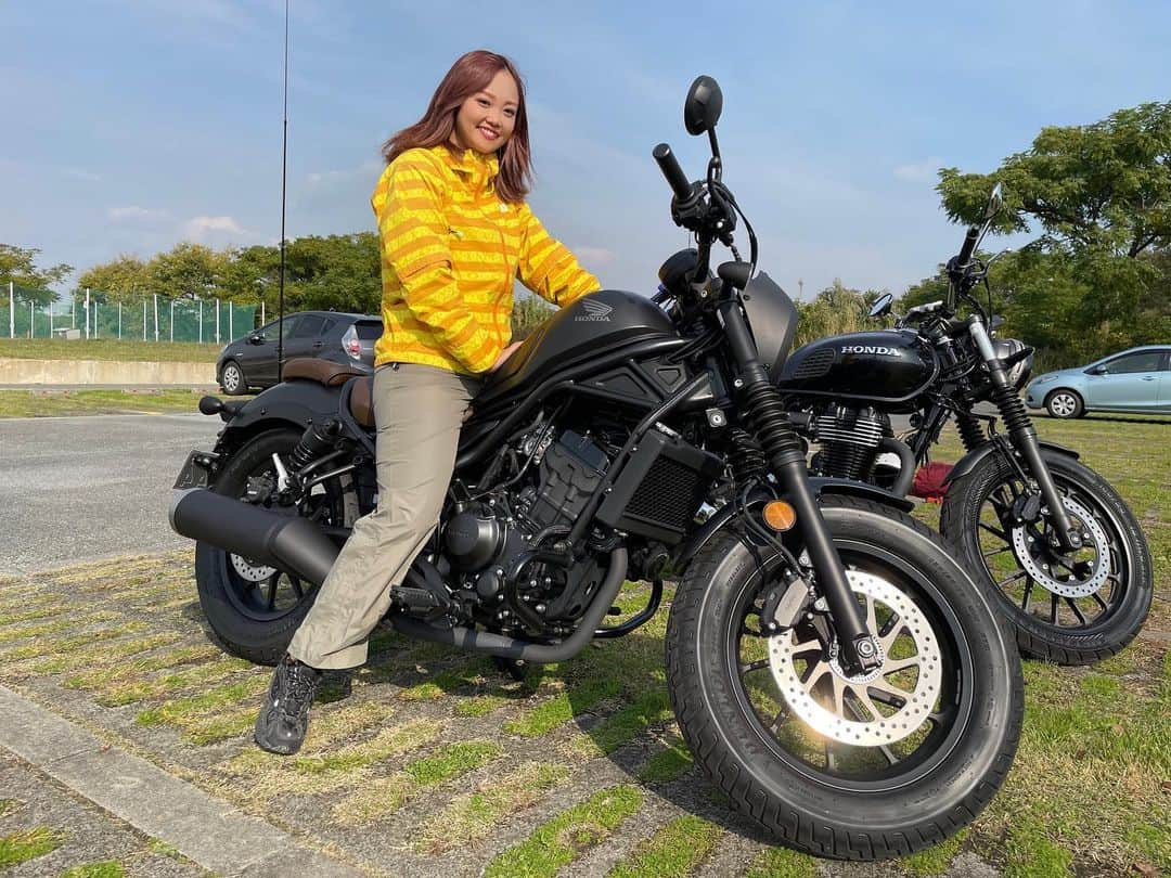 恵梨華のインスタグラム：「. いつかレブル買うんだ〜夢🏍💛✨ . 時差投稿」