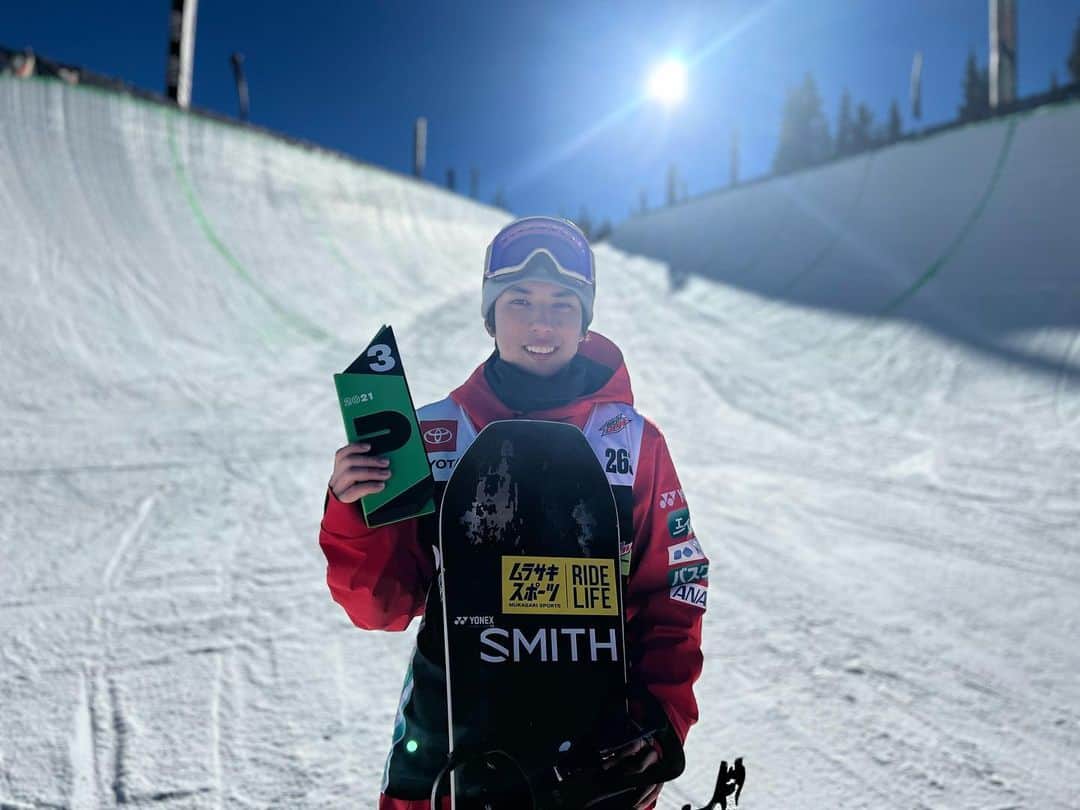 平野流佳のインスタグラム：「I got 3rd place🥉 Thank you @dewtour for having me to such an amazing event!   初めてのDew Tour 3位でした やり切れなかったのでもっと練習します   #yonex #ムラサキスポーツ #pap #dominator #smith #シダス #高鷲スノーパーク #real」
