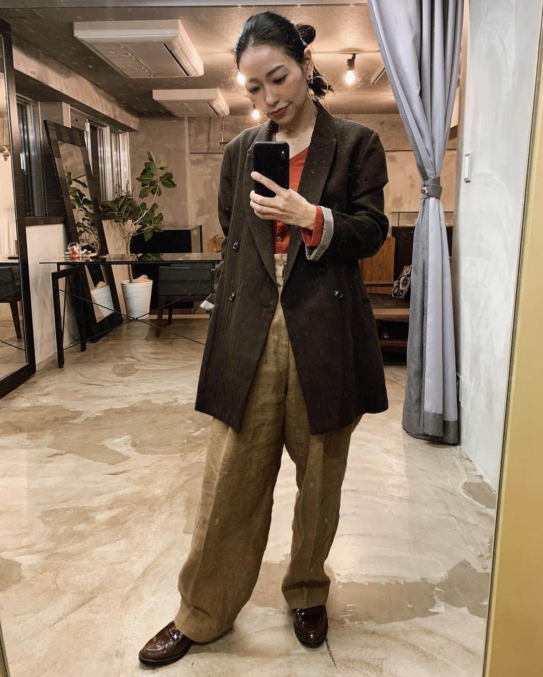 服部由紀子さんのインスタグラム写真 - (服部由紀子Instagram)「最近の服♪  流行りでもなく、何年も着続けてる服の合わせだよ。  ファッションすきー❤️」12月21日 19時21分 - ceu0116