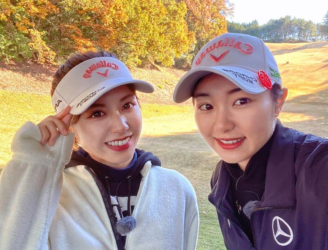 西村まどかさんのインスタグラム写真 - (西村まどかInstagram)「BSフジ #バーディーラッシュ ⛳️ 初回放送2022.1/10(月)24:30-25:00   私のゴルフでの悩みを、三浦桃香さんにワンポイントアドバイスしていただきました！すぐに修正点を見つけてくれてびっくりだった！ しっかりメモして帰りました。笑 とってもタメになるのでぜひみてね🏌️‍♀️  @callawaygolf お揃いだった〜🥳  #BSフジ #バーディーラッシュ  #三浦桃香 プロ #西村まどか」12月21日 21時28分 - madoka_nsmr