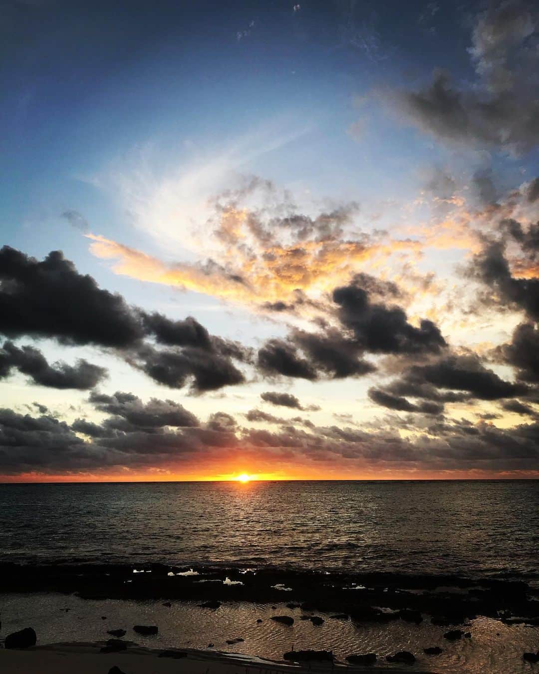片山萌美のインスタグラム：「🌏 #定期的nature #fiji」