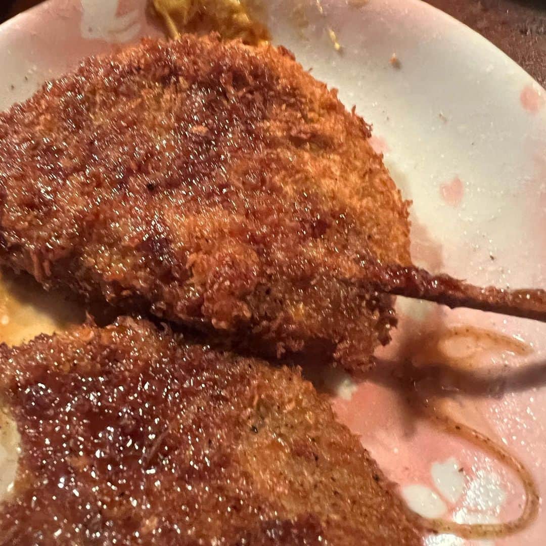 岸本加世子さんのインスタグラム写真 - (岸本加世子Instagram)「この牡蠣の塩焼きと黒はんべのフライが食べたくて静岡三河屋へ。#静岡県おでん #三河屋」12月22日 1時13分 - kayokokishimoto