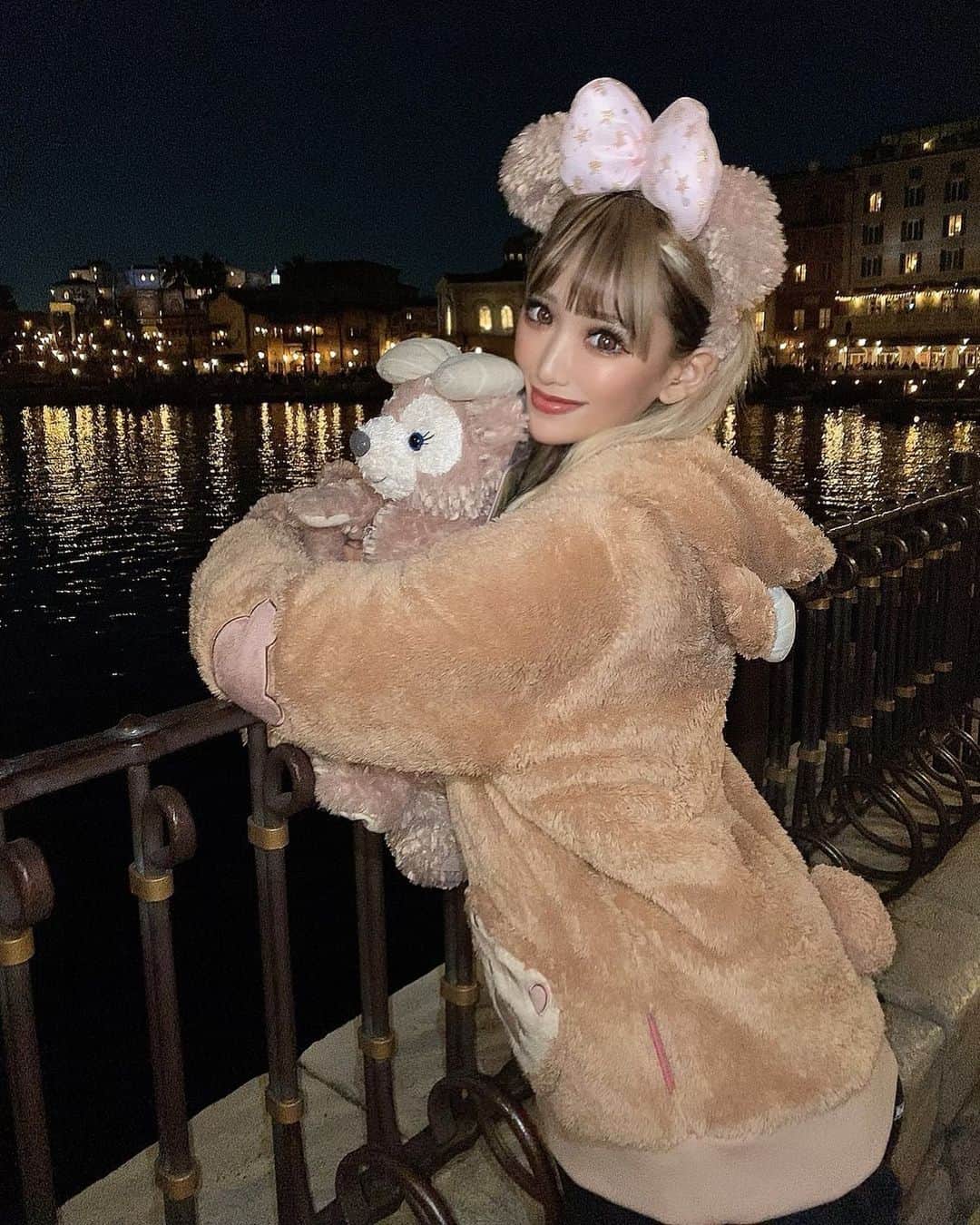 りいにゃんのインスタグラム：「🐻」