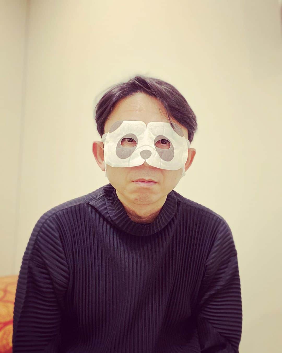 有吉弘行さんのインスタグラム写真 - (有吉弘行Instagram)「可愛いパンダ 名前は爺爺です。」12月22日 18時39分 - ariyoshihiroiki