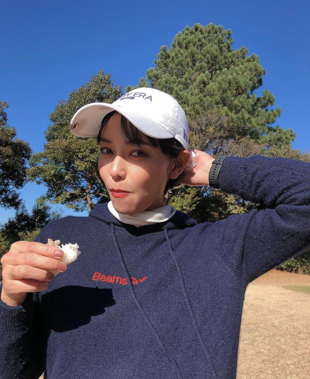 依吹怜さんのインスタグラム写真 - (依吹怜Instagram)「ギリギリ100切りの98の日🏌️‍♀️ 手にはおにぎり🍙 #golf #依吹怜の目指せゴルフコロッセオ」12月22日 13時20分 - ibukirey