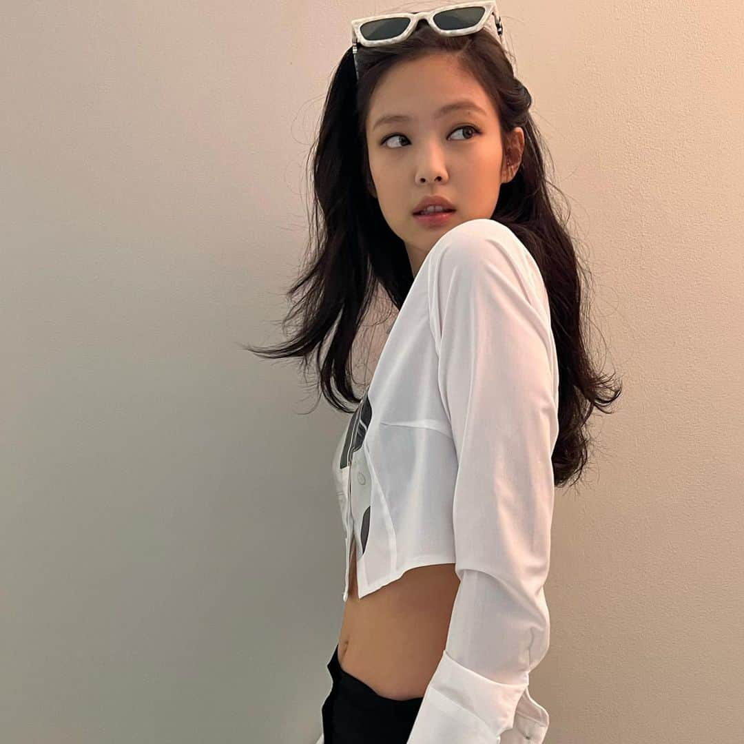 ジェニーさんのインスタグラム写真 - (ジェニーInstagram)「Did somebody say Jentle Garden ? 💐」12月22日 15時05分 - jennierubyjane