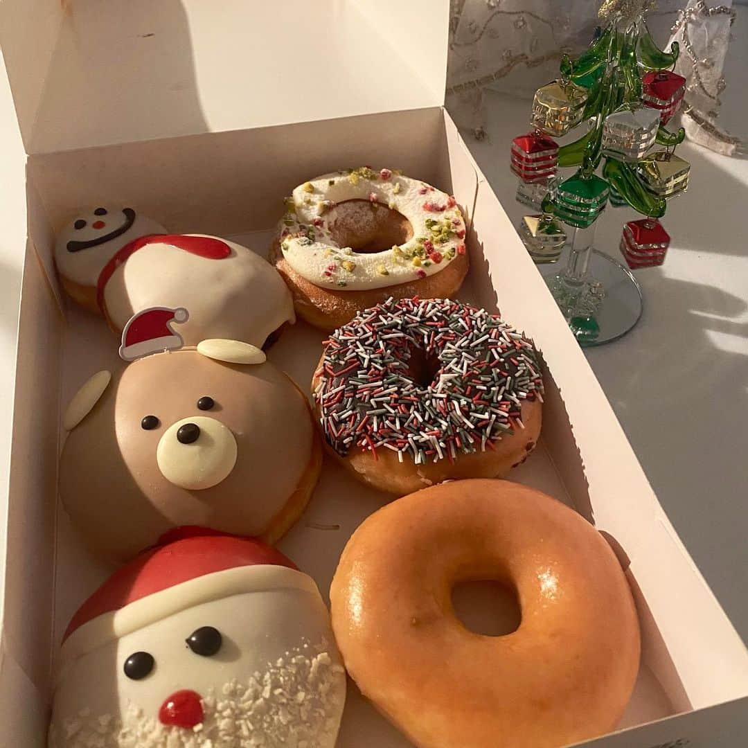 のインスタグラム：「#クリスピークリームドーナツ」