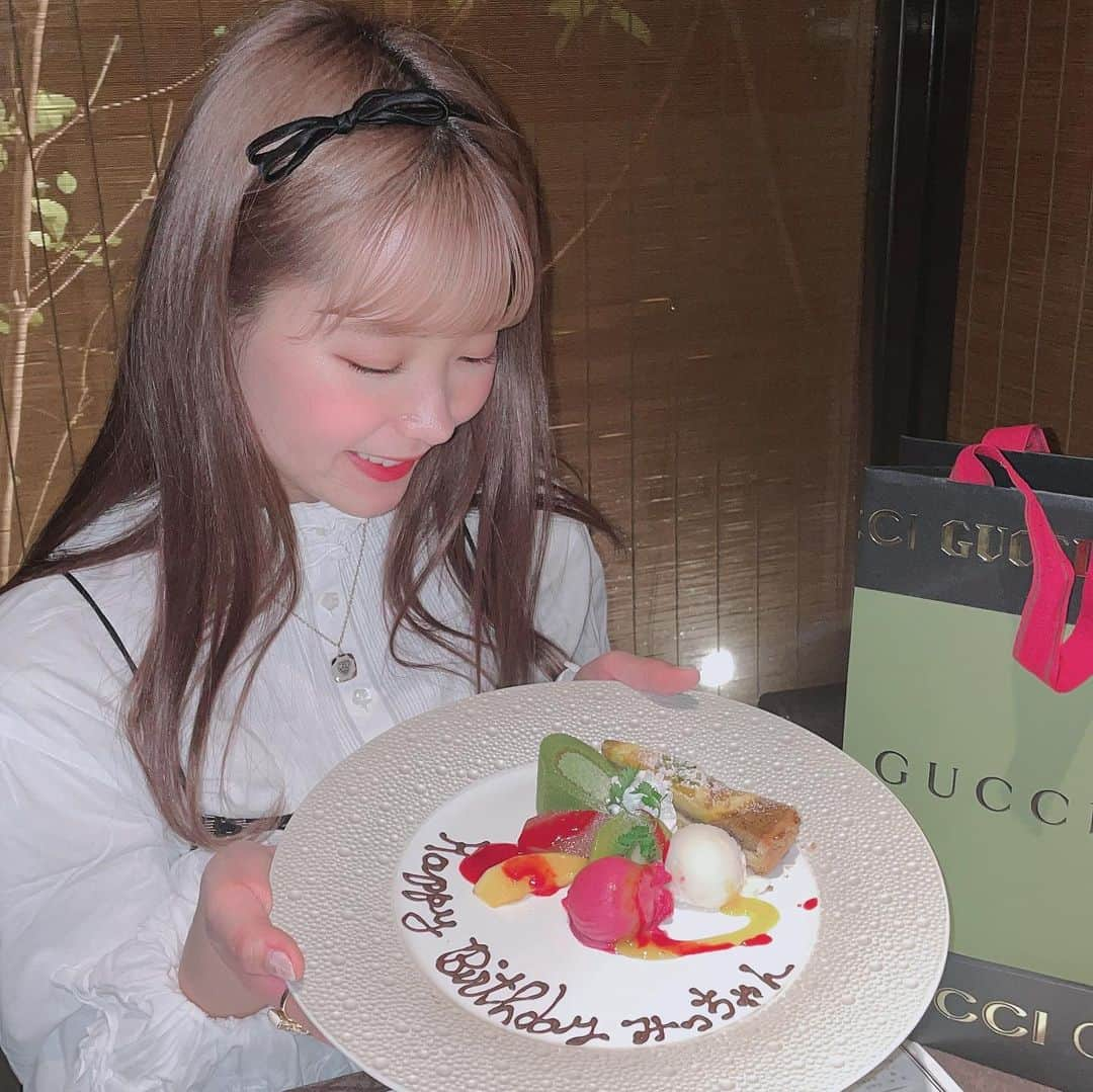 mimさんのインスタグラム写真 - (mimInstagram)「ノアちゃん いつもありがとお💗 大チュキだよ🎂」12月22日 19時51分 - mim_11_11