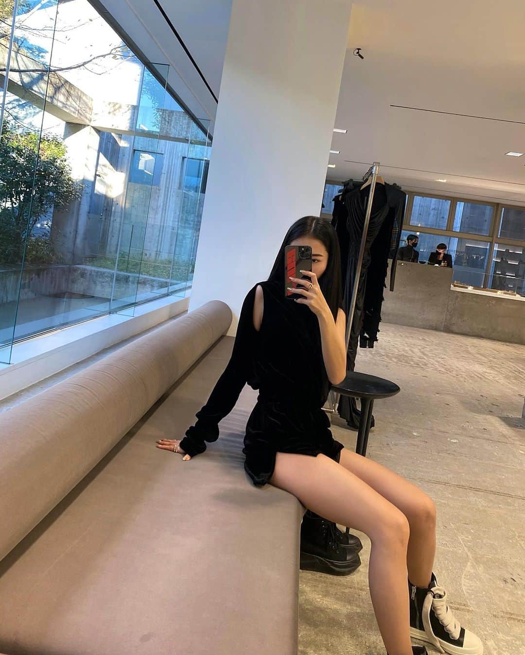 のインスタグラム：「🖤」