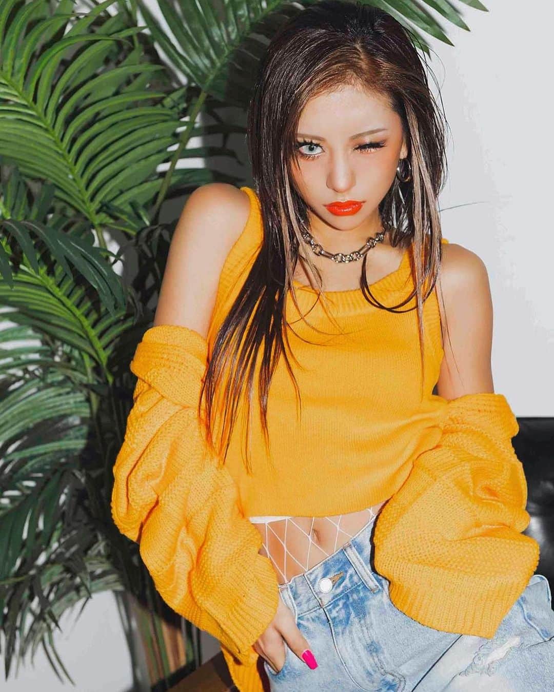 華のインスタグラム：「愛される女は、EGOIST。 . . . . . 今年最後のインスタライブも ありがとうございました✨ . 2021年はEGOISTと共に成長できた年だったな ディレクターとしてモデルとして 来年も更にブランドを盛り上げていきたいです！ . . . . . @egoist_official」