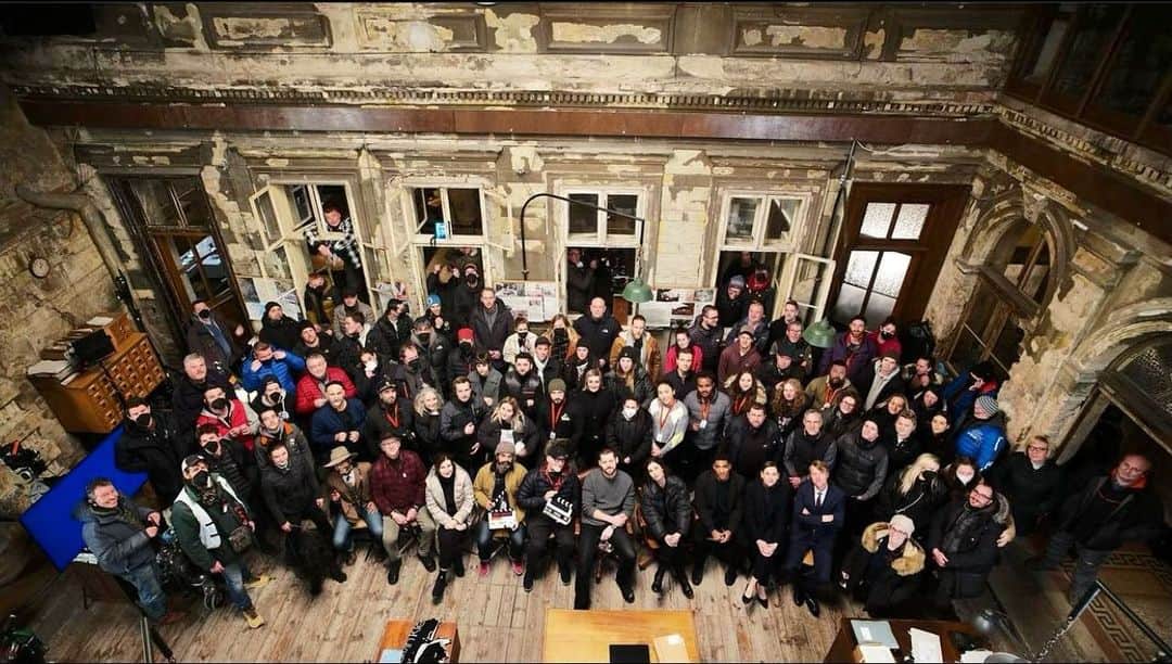 ルーク・クラインタンクのインスタグラム：「Happy holidays from our crew to yours! #fbiinternational」
