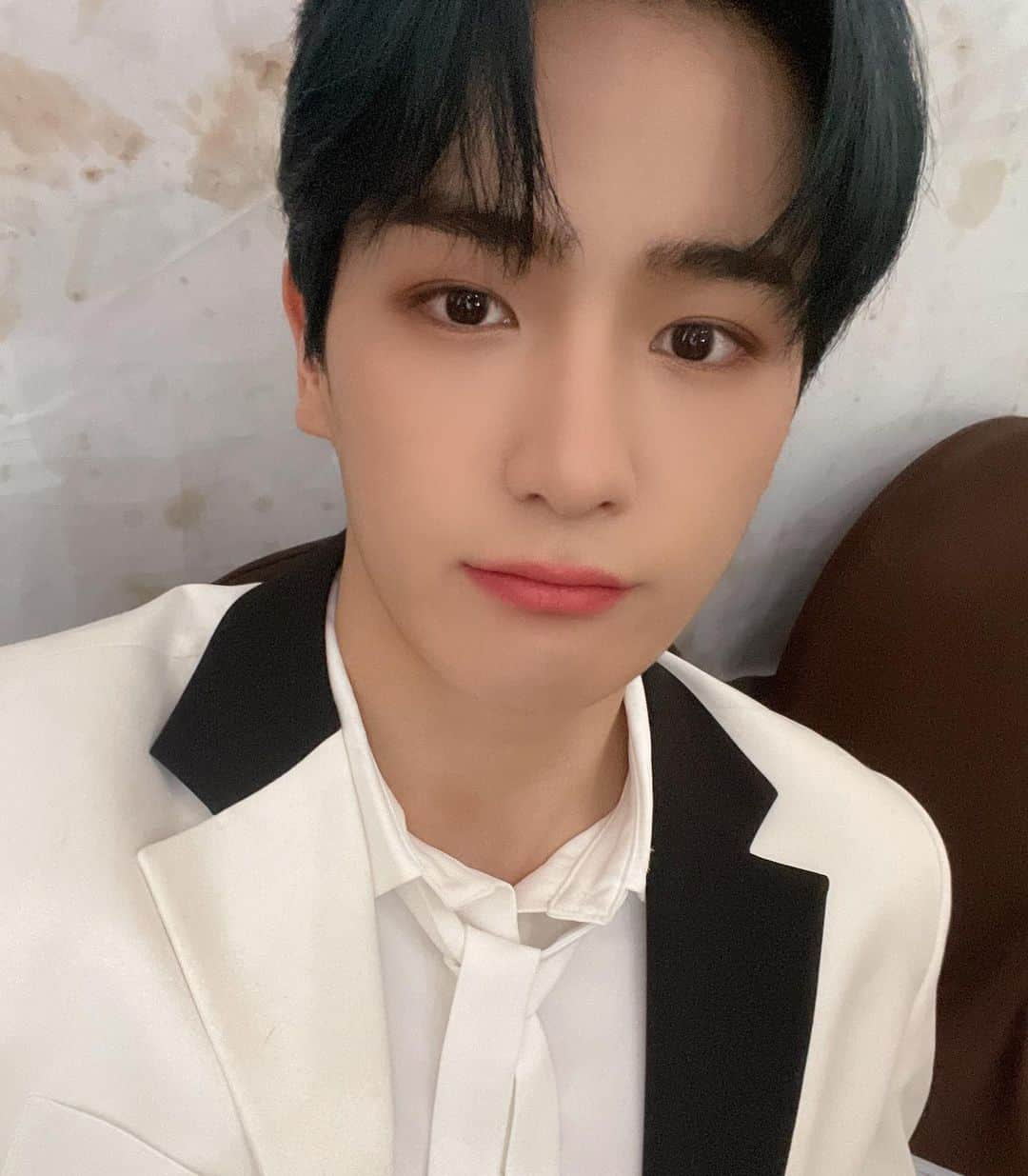 THE BOYZさんのインスタグラム写真 - (THE BOYZInstagram)「😚」12月22日 21時34分 - official_theboyz