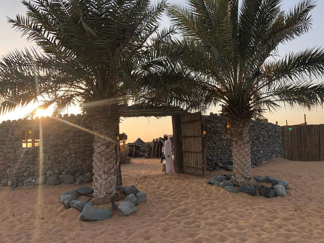 キ・テヨンのインスタグラム：「#기태영 #유진 #kitaeyoung #Dubai #dreamy #romantic I can't forget 꼭 한번 가봐야 하는 ...다시 가고 싶은 ...」