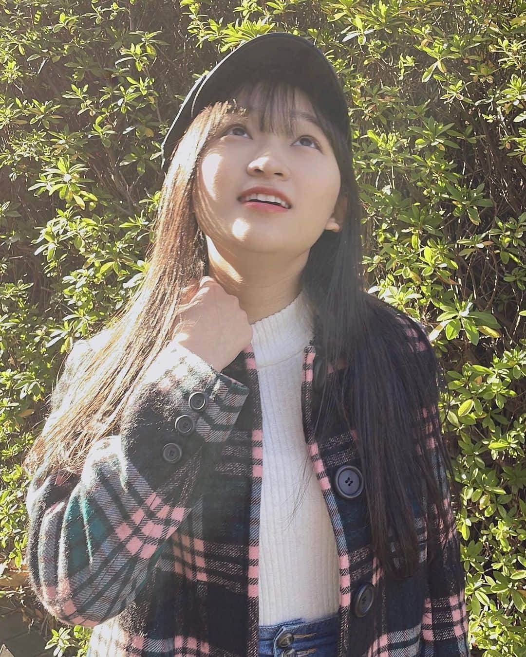 前野えまさんのインスタグラム写真 - (前野えまInstagram)「快晴☀️ ・ ・ #おはようございます  #快晴 #冬の朝 #冬コーデ  #行ってきます  #18歳 #高校3年生 #ポートレート   #goodmorning #fineday #eighteen  #followme #tagsforlikes #tflers #tagsforlikesapp #actress #actor #girl #photography #portrait #japanesegirl #portraitphotography #daily_phot_jpn #japan_daytime_view」1月21日 7時40分 - maeno_ema