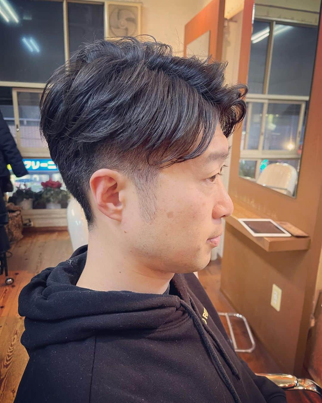 杉本知香さんのインスタグラム写真 - (杉本知香Instagram)「コンビで同じ日に散髪のアップダウン（笑）  #中目黒美容室 #アップダウン #アップダウン竹森#竹森巧 #アップダウン阿部#阿部浩貴」1月17日 19時03分 - sugimotoc