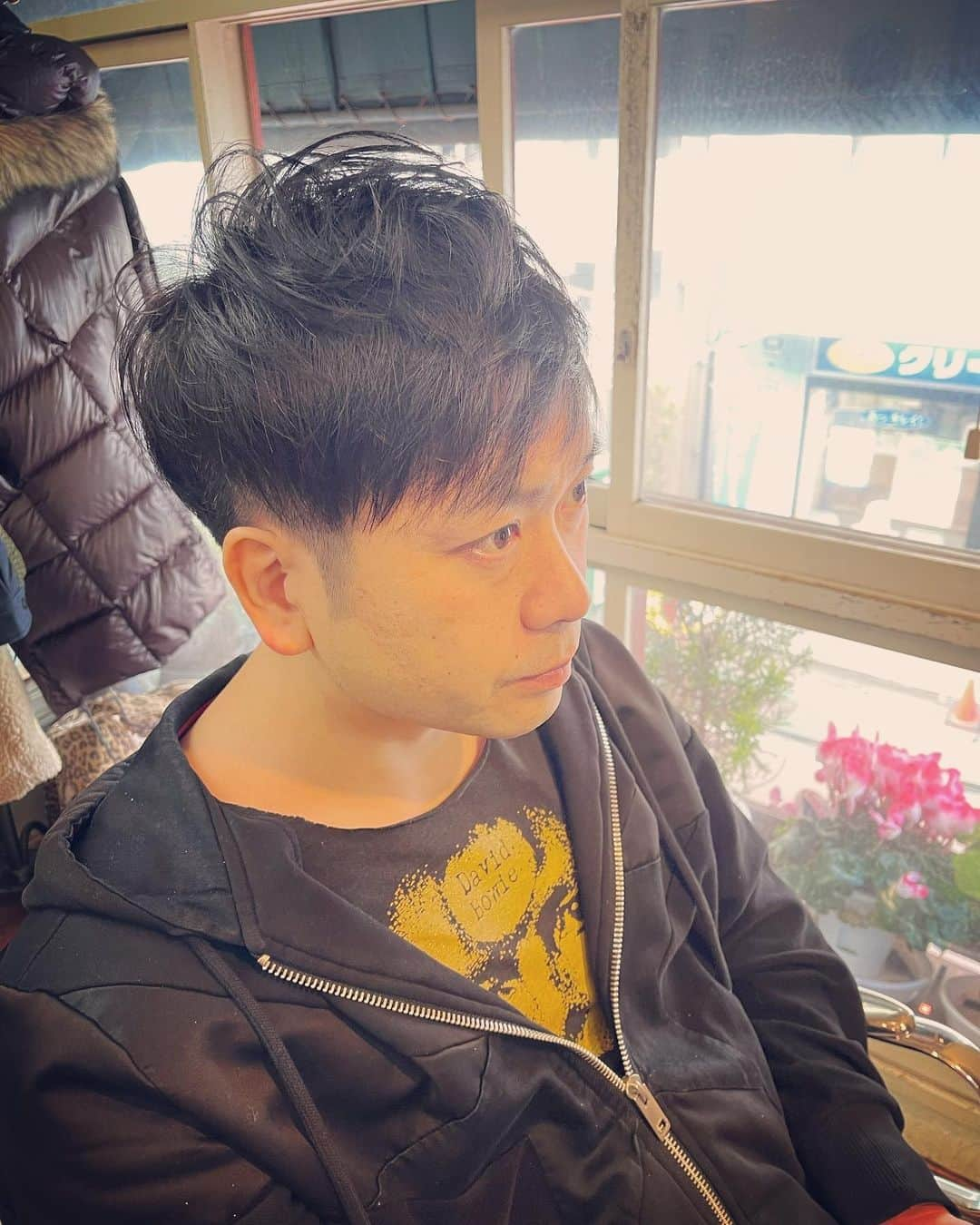 杉本知香さんのインスタグラム写真 - (杉本知香Instagram)「コンビで同じ日に散髪のアップダウン（笑）  #中目黒美容室 #アップダウン #アップダウン竹森#竹森巧 #アップダウン阿部#阿部浩貴」1月17日 19時03分 - sugimotoc